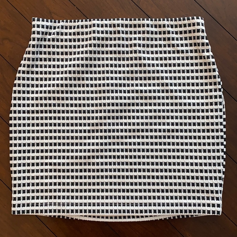 NWT Express Skirt